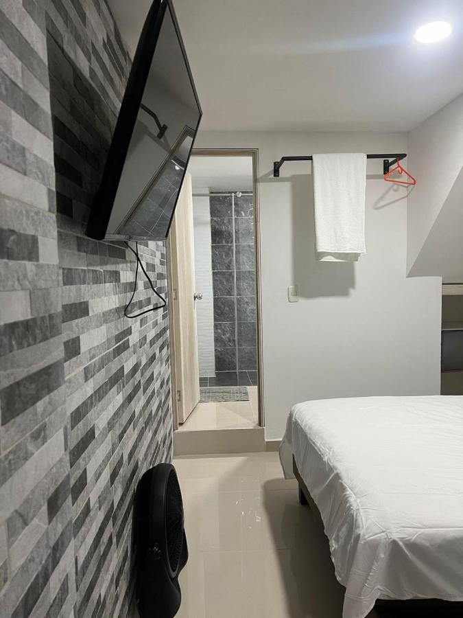 Отель Edificio Niza80 Ibague, Acceso Digital Cerca Parque Deportivo Экстерьер фото