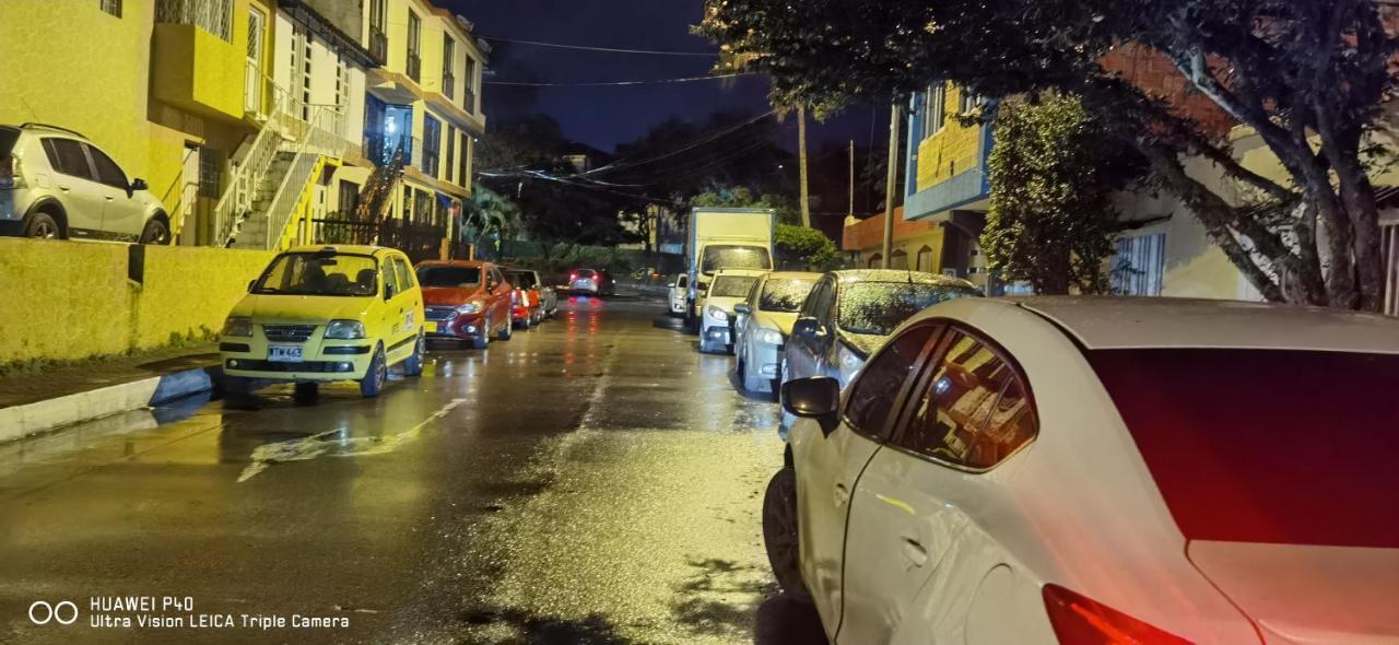 Отель Edificio Niza80 Ibague, Acceso Digital Cerca Parque Deportivo Экстерьер фото