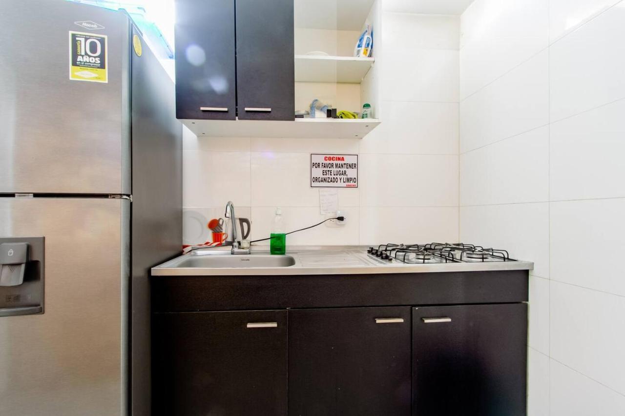 Отель Edificio Niza80 Ibague, Acceso Digital Cerca Parque Deportivo Экстерьер фото