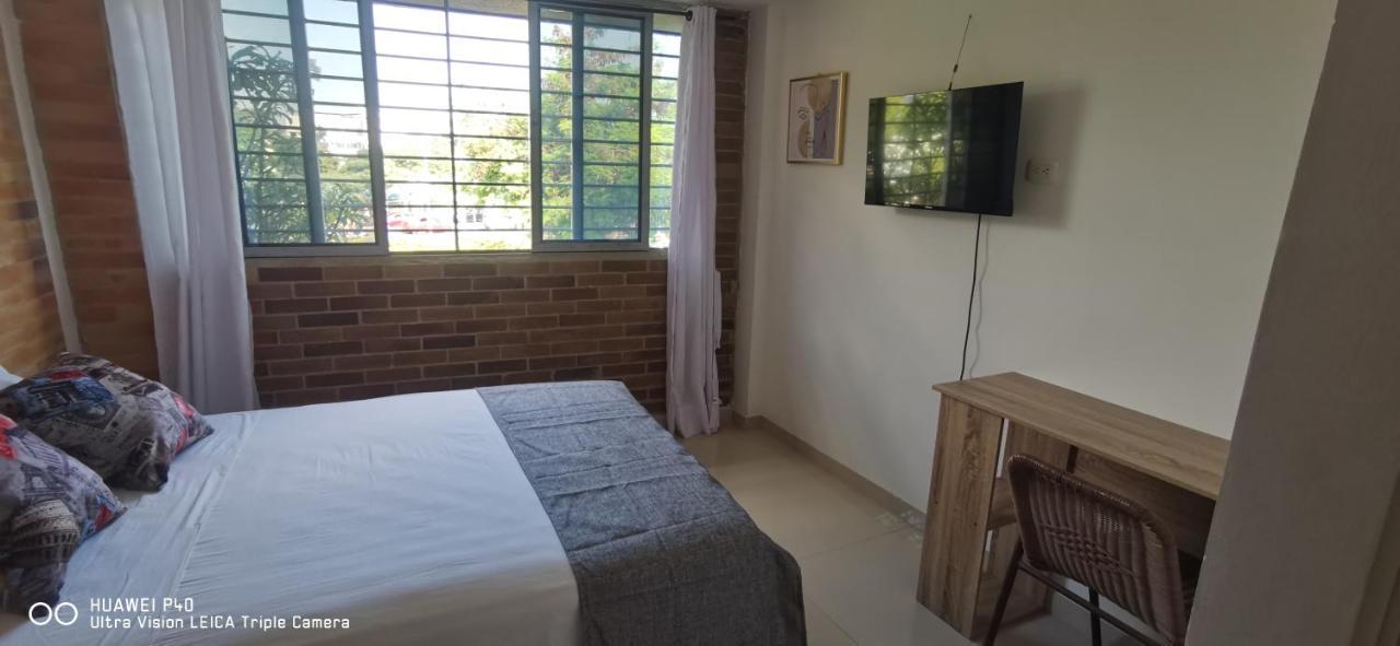 Отель Edificio Niza80 Ibague, Acceso Digital Cerca Parque Deportivo Экстерьер фото